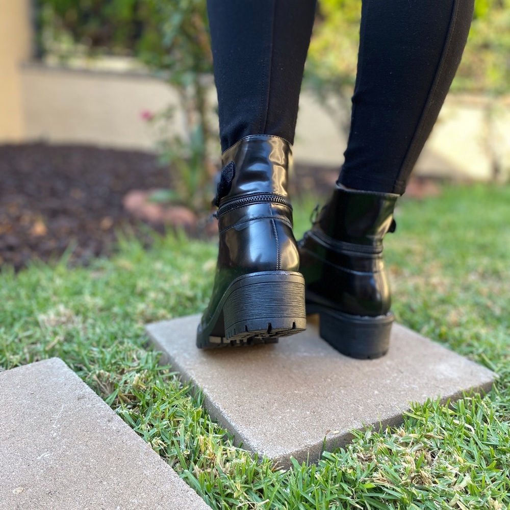 Grunge Black Lug Sole Combat Boots - Picture 4 of 5